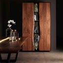 Armadio design Think Twice inserito in ambiente moderno