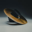 Diffusore audio Saturnia Sunset Gold visto dall’alto, speaker decorativo