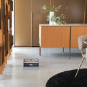 Ciotole per gatti rialzate Bay Bis in soggiorno modern