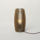 Lampada da tavolo Flussio in legno di rovere vista laterale