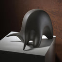 Scultura decorativa Toro Kau in gres porcellanato colore nero opaco