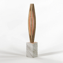 Lampada da terra Pienza in legno di rovere con base in marmo parallelepipeda